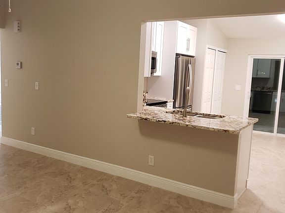 4th image of 12315 Antonio Cir