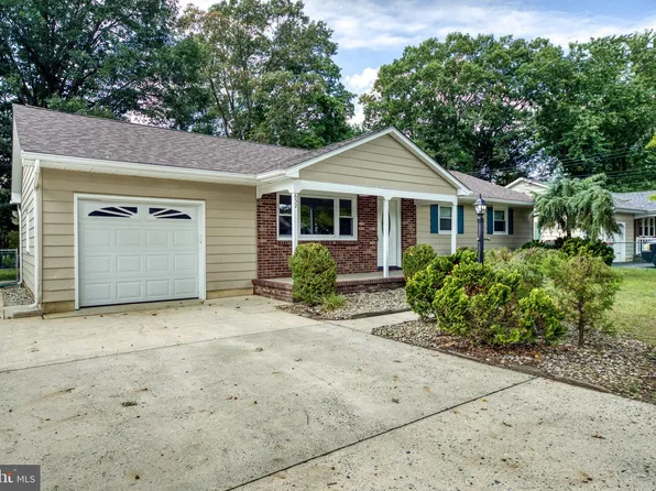 632 Becker Dr, Vineland, NJ 08361