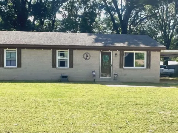 110 Forest Dr, Killen, AL 35645