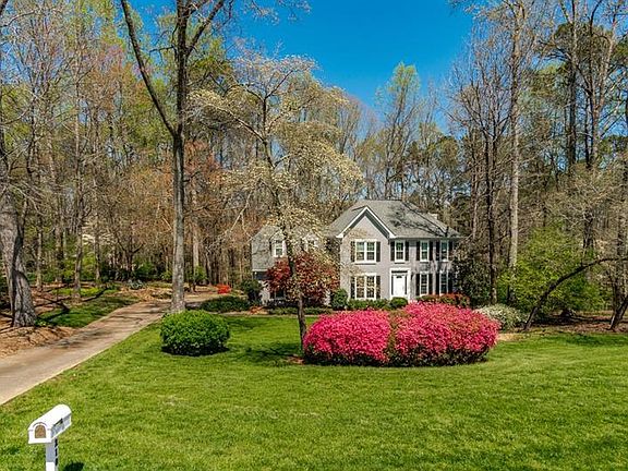2nd image of 210 Dunleith Dr