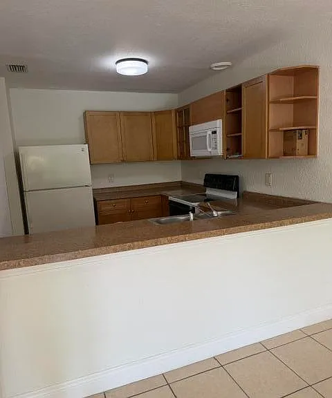 1750 NW 15th Vis #3 — Photo 12