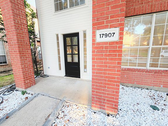 2nd image of 17907 Mary Margaret St