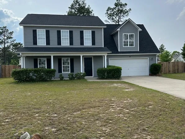 35 Valley Oak Dr, Bunnlevel, NC 28323