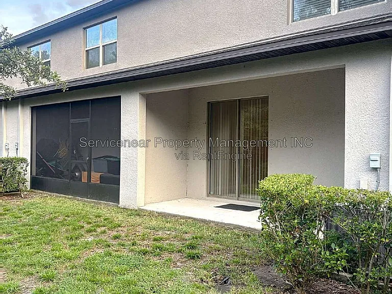 9528 Pembrooke Pines Dr — Photo 26