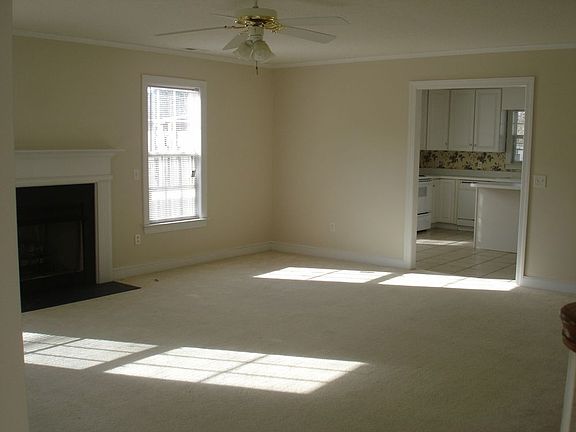 2nd image of 3032 A Edward Ct