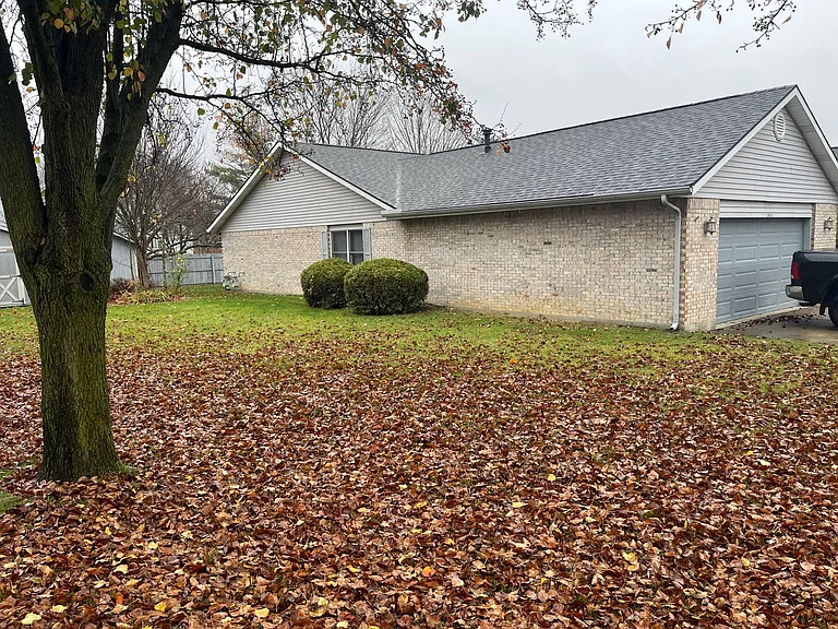 1814 N Lakeman Dr — Photo 4