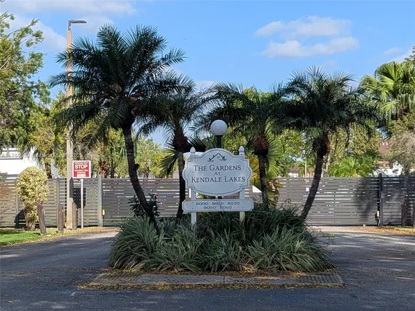 8000 SW 152nd Ave APT 111, Miami, FL 33193