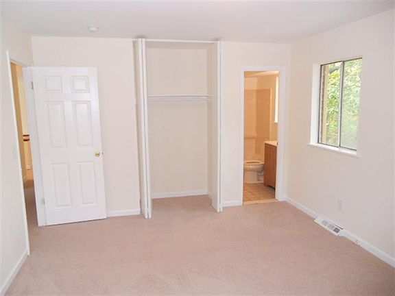 2nd image of 1316 Homewood Ln