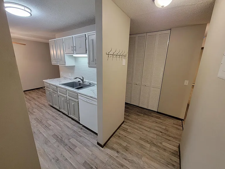 3917 Heritage Hills Dr #102 — Photo 3