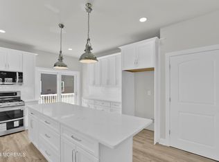 802 Florence Ave, Union Beach, NJ 07735