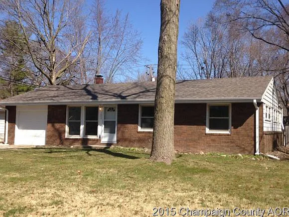 1604 Chevy Chase Dr photo 1