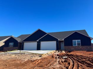2556 N Main St, Blanchard, OK 73010