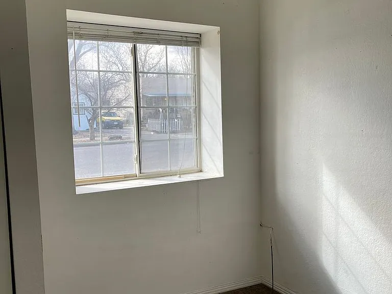434-502 W Main St — Photo 17