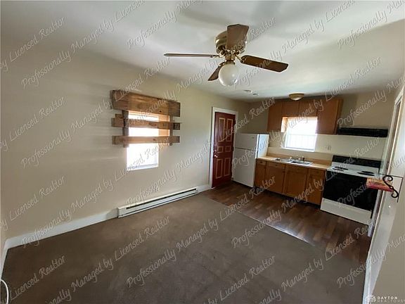 3rd image of 2216 McCall St