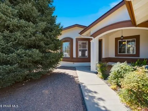 11113 E Navajo Dr, Dewey, AZ 86327