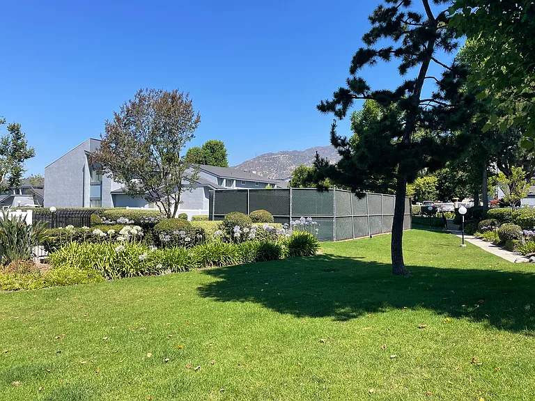 900 W Sierra Madre Ave #33 — Photo 26