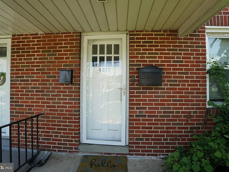 4617 Wilkens Ave #B — Photo 12