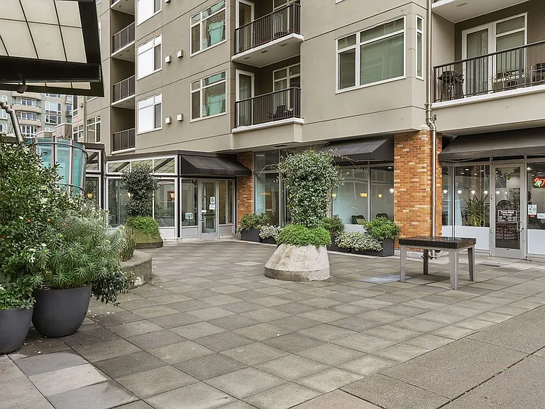 2801 1st Ave #1018 — Photo 4