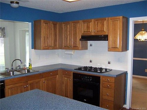 3rd image of 9135 Agnes Park Ln