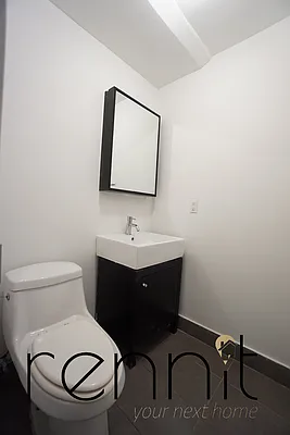 Rented by Rennit Inc. | media 51