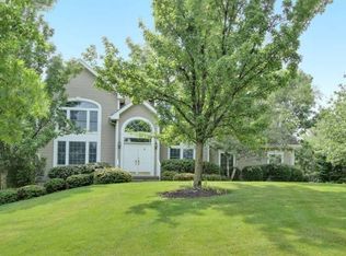7 Cobble Ln, Basking Ridge, NJ 07920