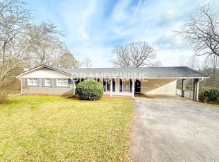 4060 W Stubbs Rd, College park, GA 30349