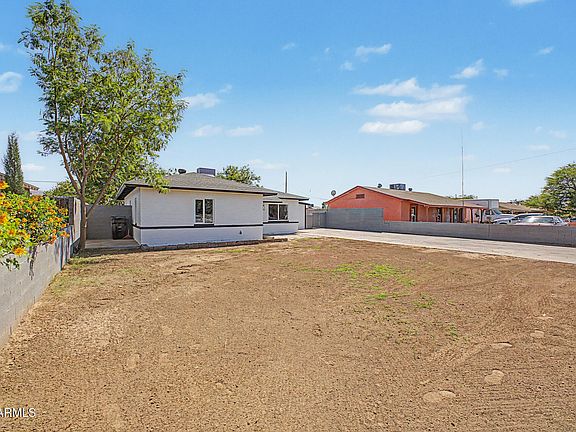 2nd image of 117 W ROESER Road