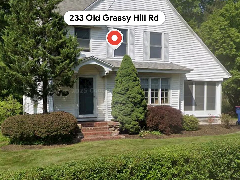 233 Old Grassy Hill Rd