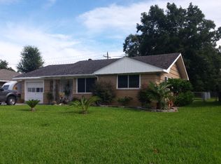 2710 Rose Ln, Groves, TX 77619