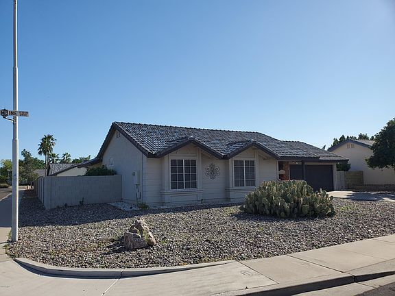 2nd image of 7921 W Columbine Dr