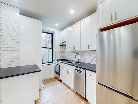 4th image of 419 E 73rd St APT 1B
