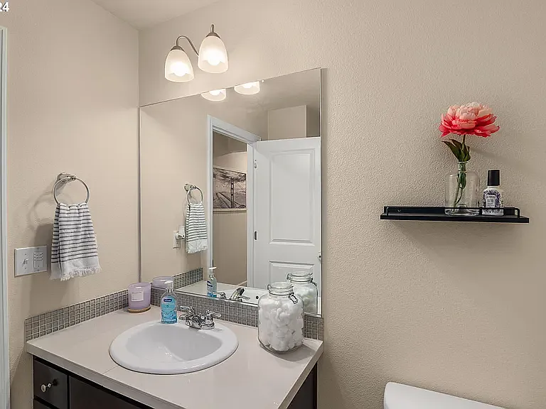 15610 NW Snowbush Ln — Photo 12