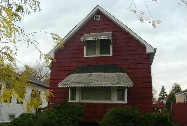 1st image of 1924 S 22nd Ave #1