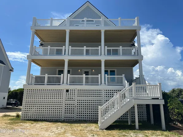 4260 Island Drive, North Topsail Beach, NC 28460