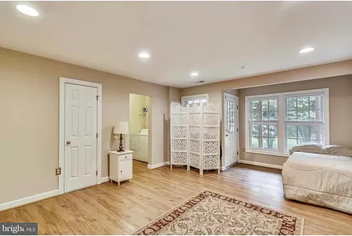 8 Rockingham Ct Photo 1