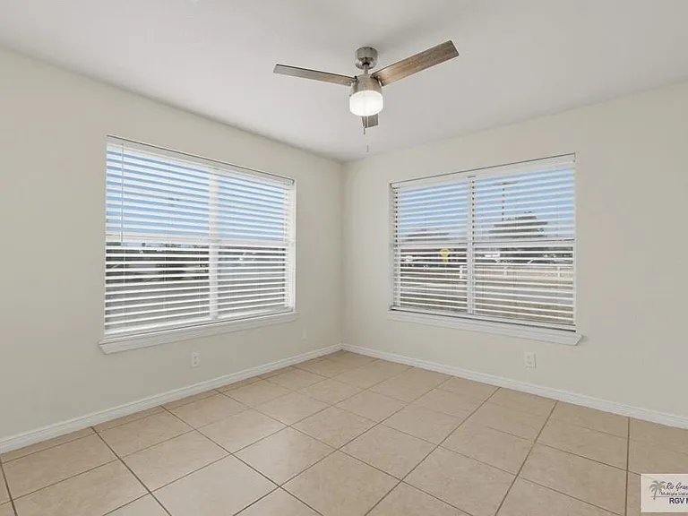 711 Cisneros St — Photo 11