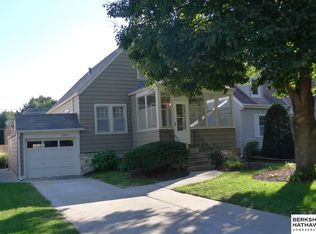 5903 S Pierce St, Omaha, NE 68106