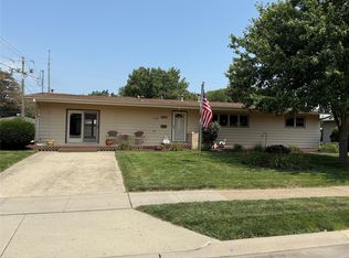 910 SW 2nd Street Pl, Ankeny, IA 50023