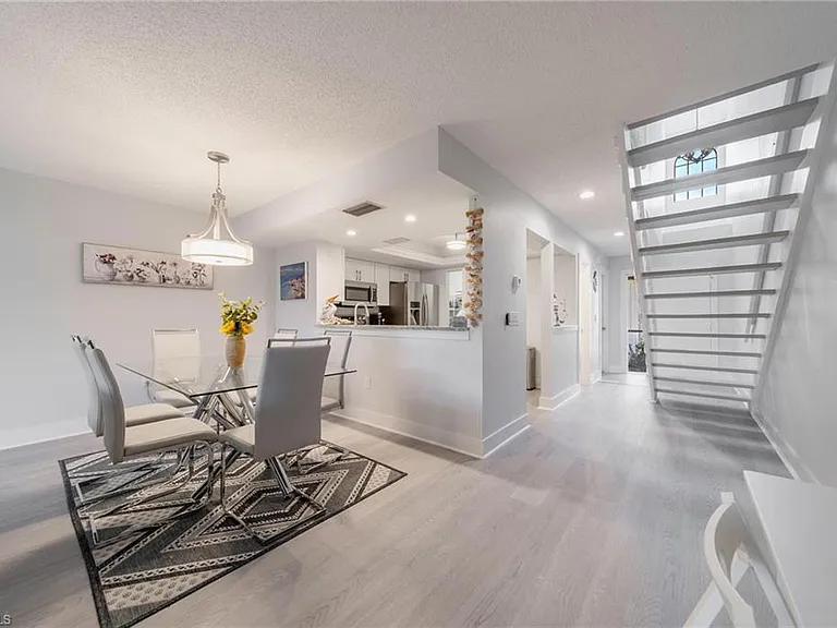 820 Meadowland Dr #D — Photo 19