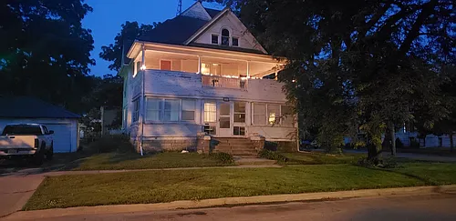402 Denver St Photo 1