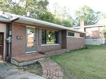 410 James Ln photo 1
