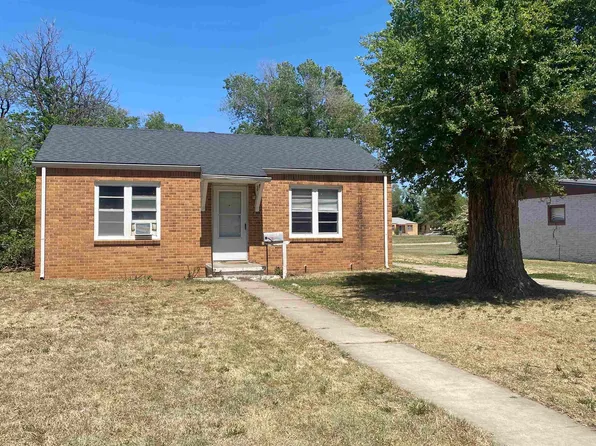 1434 17th St, Great Bend, KS 67530