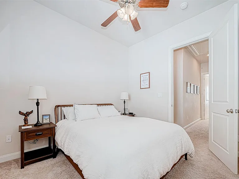 2524 Sherwin St — Photo 32