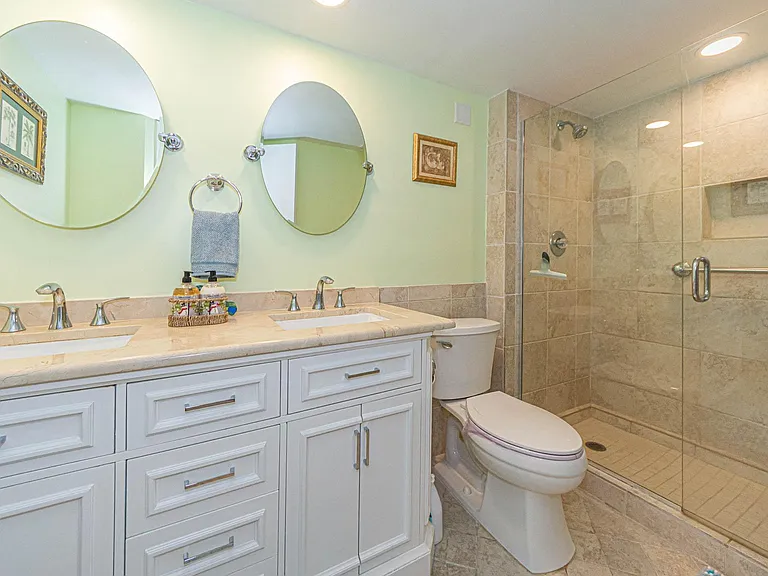 1850 Bay Rd #3G — Photo 16
