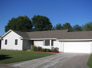 305 Caroline Dr, Frontenac, KS 66763