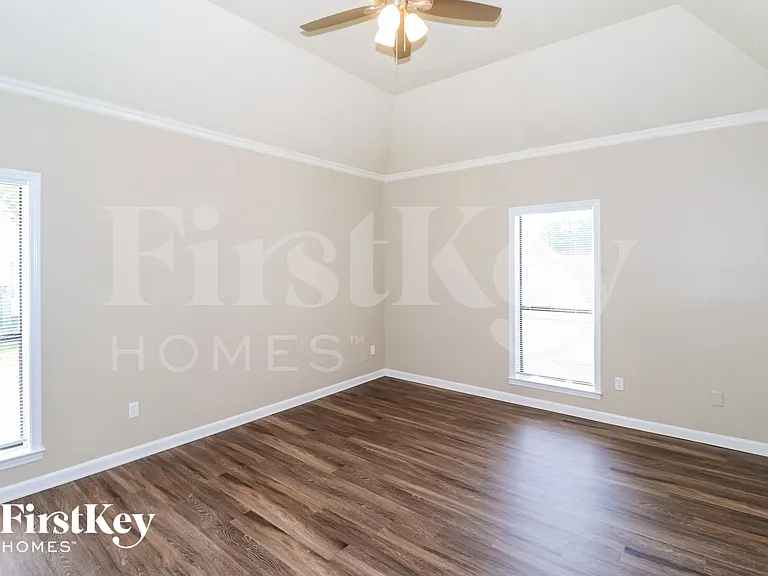 970 Hawkview Dr — Photo 10