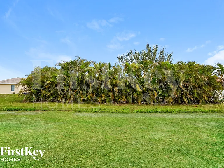 2237 Tropicana Pkwy W — Photo 17