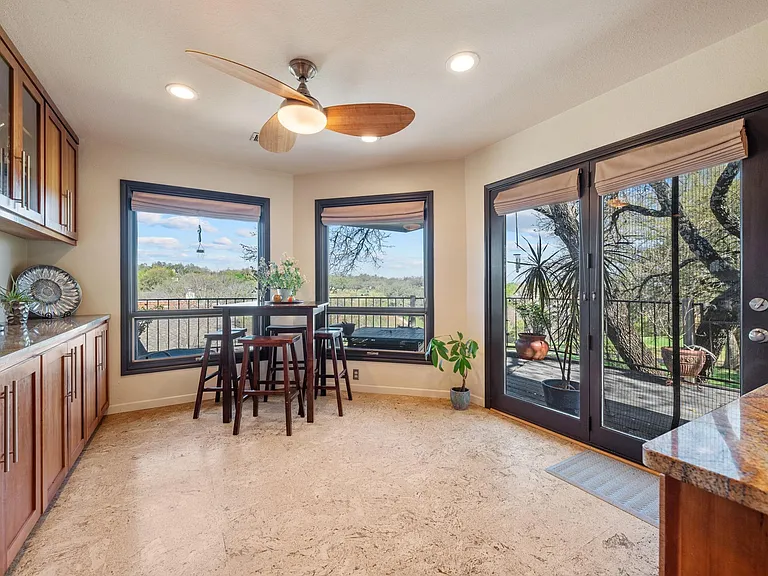 604 Rolling Green Dr — Photo 18