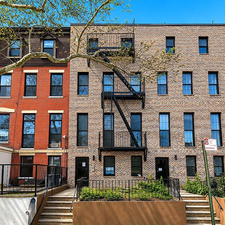 1st image of 22 Patchen Ave