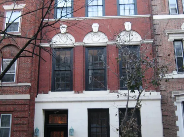 2134 Locust St APT 2R, Philadelphia, PA 19103